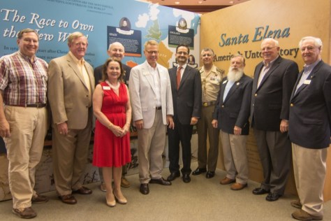 Asistentes a la inauguración del Centro Histórico (Foto:AGRIL. EE.UU.)