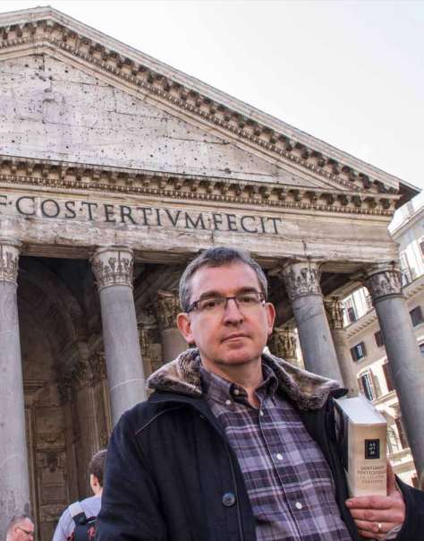 Entrevista a Santiago Posteguillo, escritor.