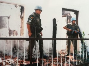 Sargento Delgado y sargento 1º Mantecón